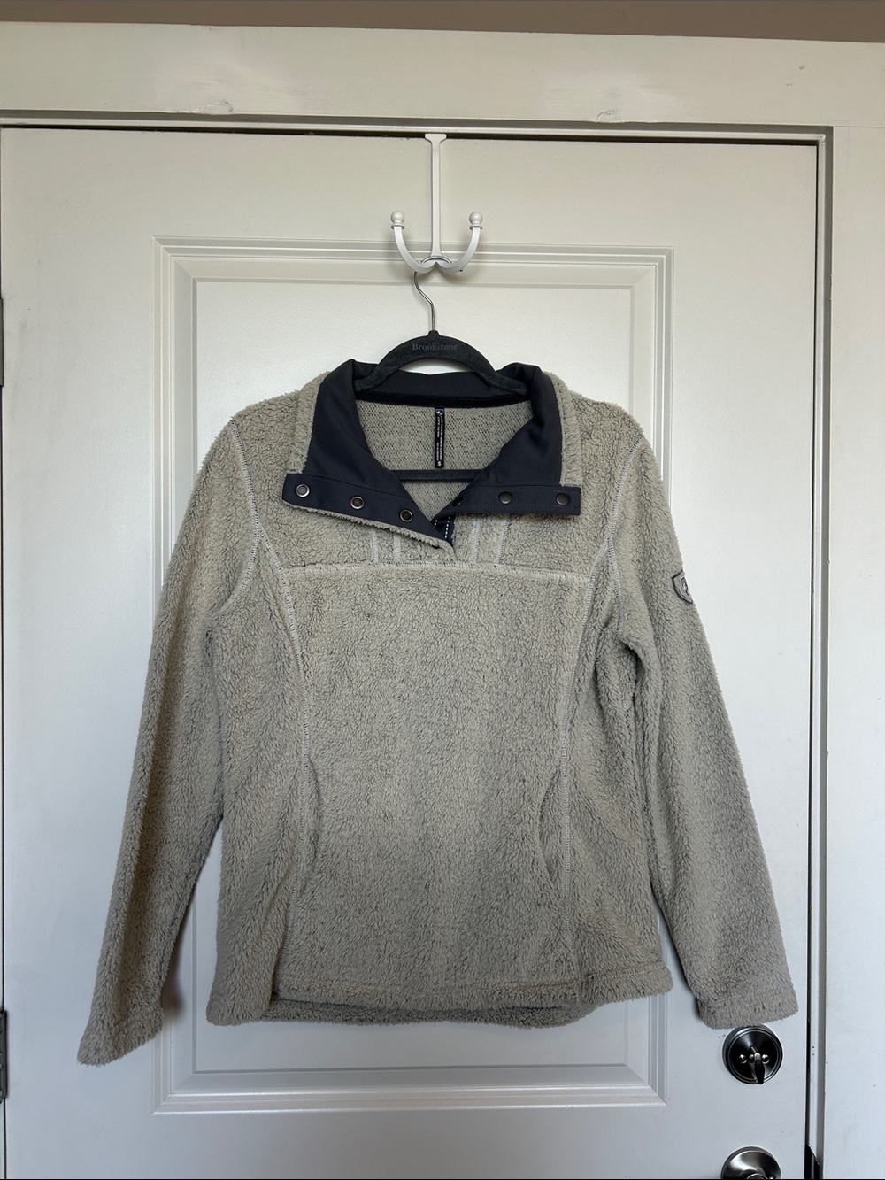 KÜHL Gray Fleece Pullover Sweater with Contrast Collar